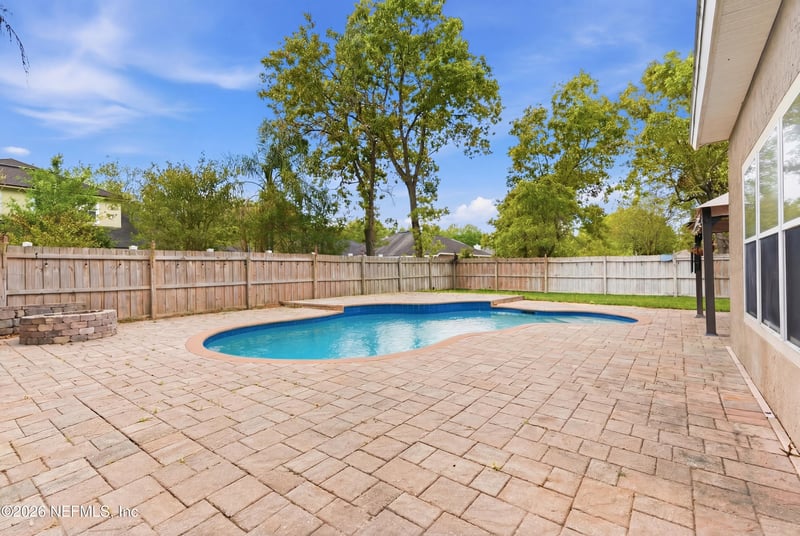 2913 Thorncrest Dr, Orange Park, FL 32065