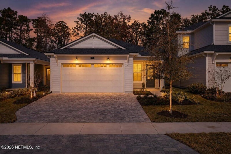 196 Zephyr Dr, St Johns, FL 32259