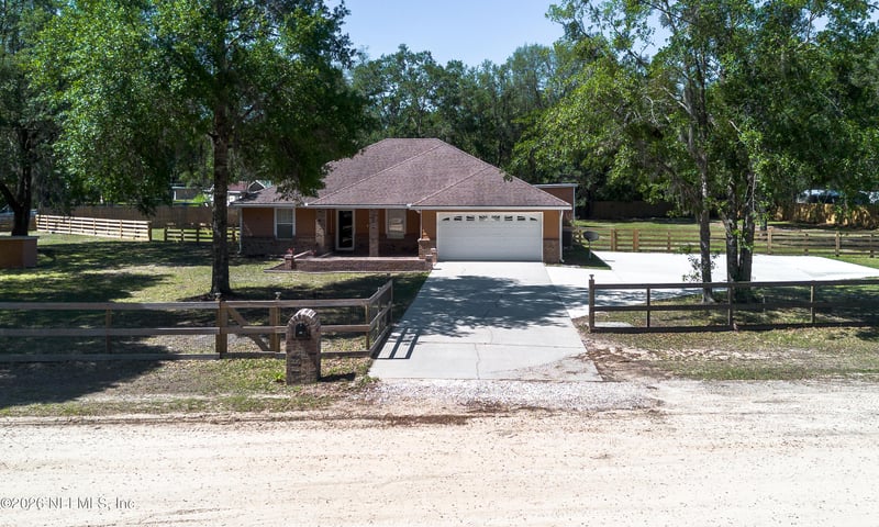 48 Horsetail Ave, Middleburg, FL 32068