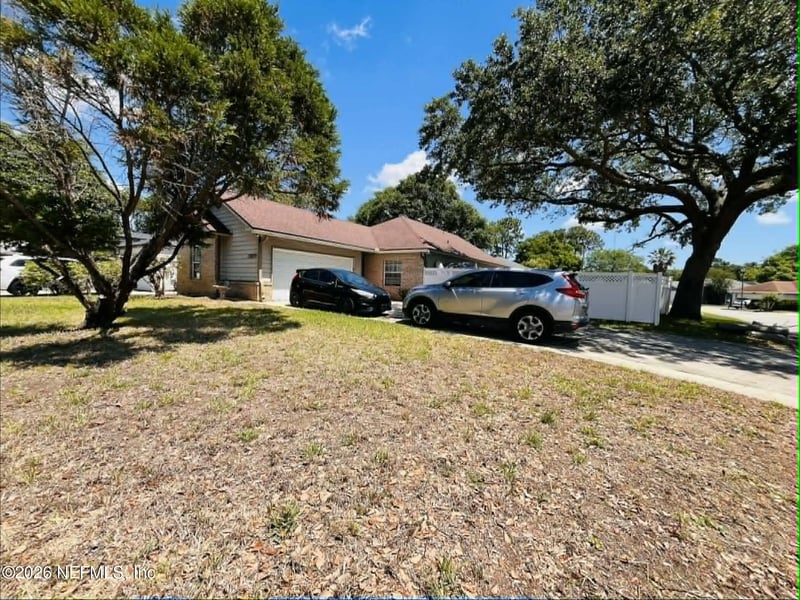 1829 Ashmore Green Dr, Jacksonville, FL 32246