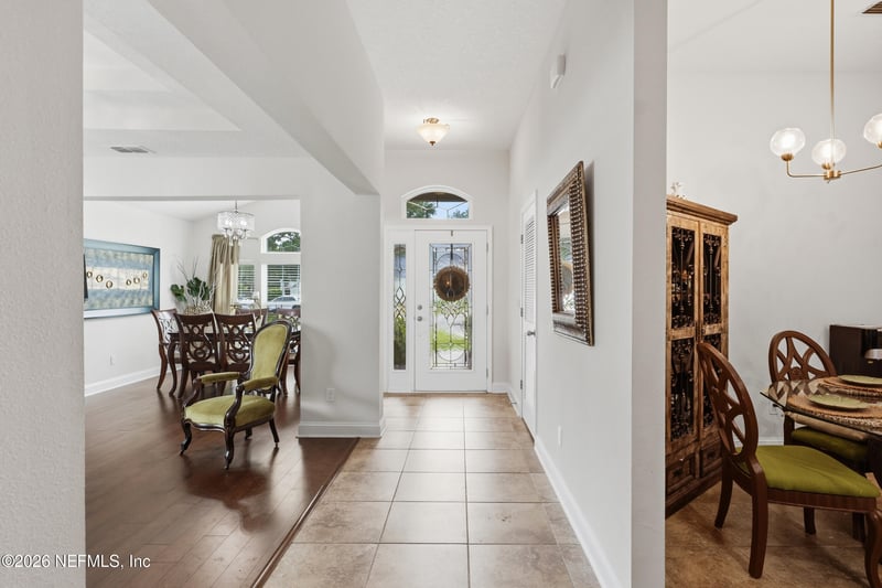15710 Twin Creek Dr, Jacksonville, FL 32218