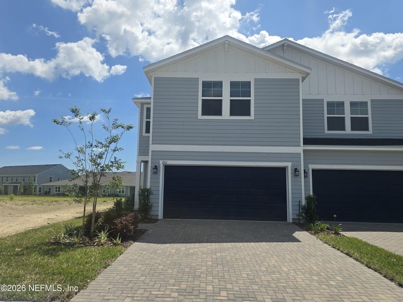 201 Yellowstone Dr, St Augustine, FL 32092