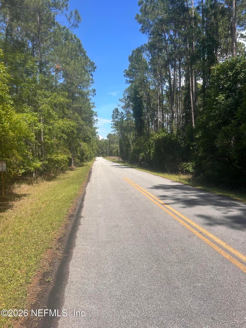 240 Lakeway Dr, Georgetown, FL 32139