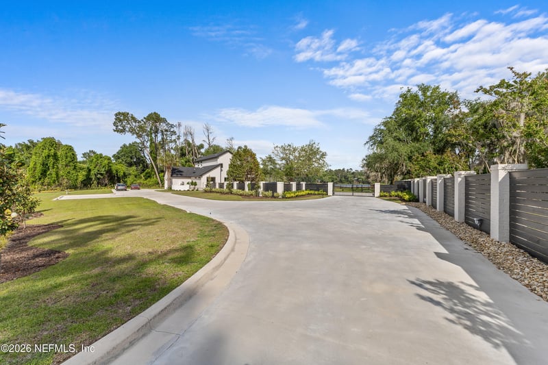 300 Talquin Ct, Jennings, FL 32053