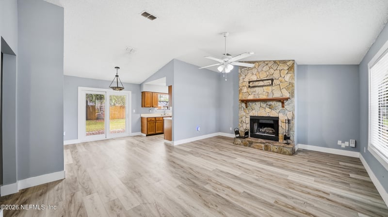 2277 Felucca Dr, Middleburg, FL 32068