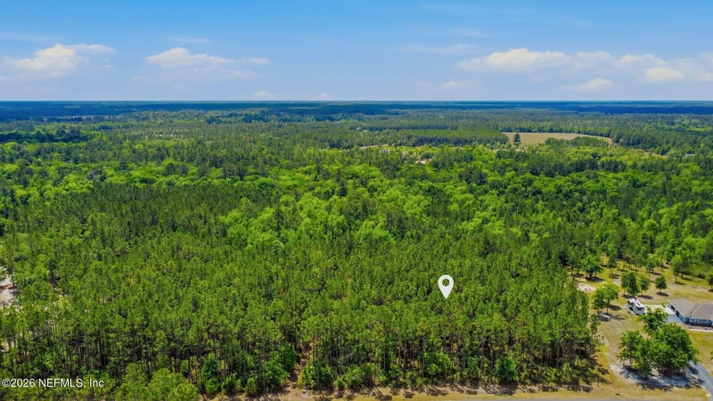 14062 Dunroven Dr, Bryceville, FL 32009