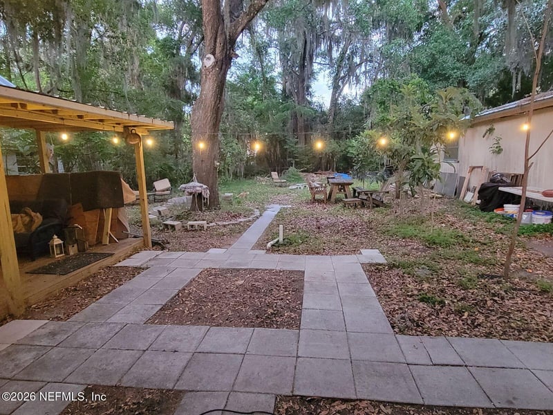 216 Summit St, Crescent City, FL 32112
