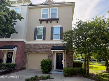 4494 Ellipse Dr, Jacksonville, FL 32246