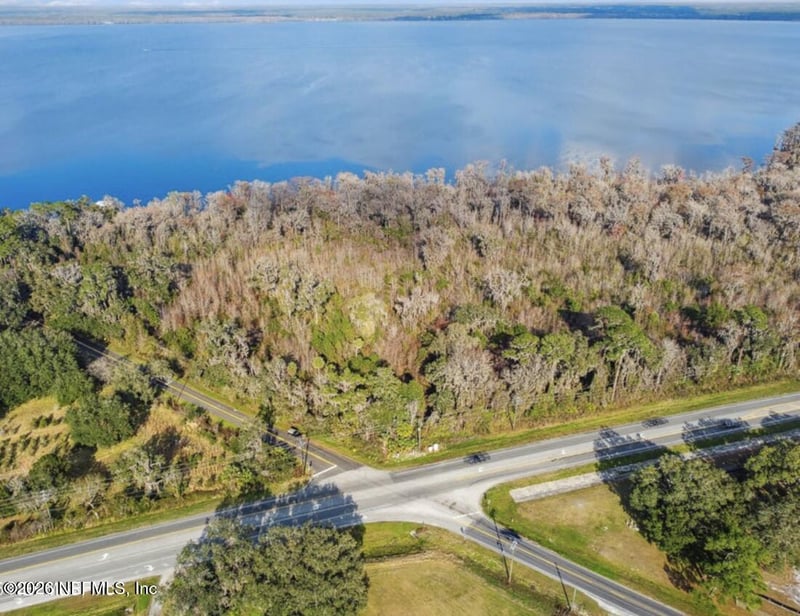 106 Union Ave, Crescent City, FL 32112