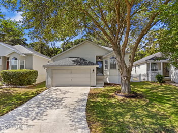 11918 Arbor Lake Dr, Jacksonville, FL 32225