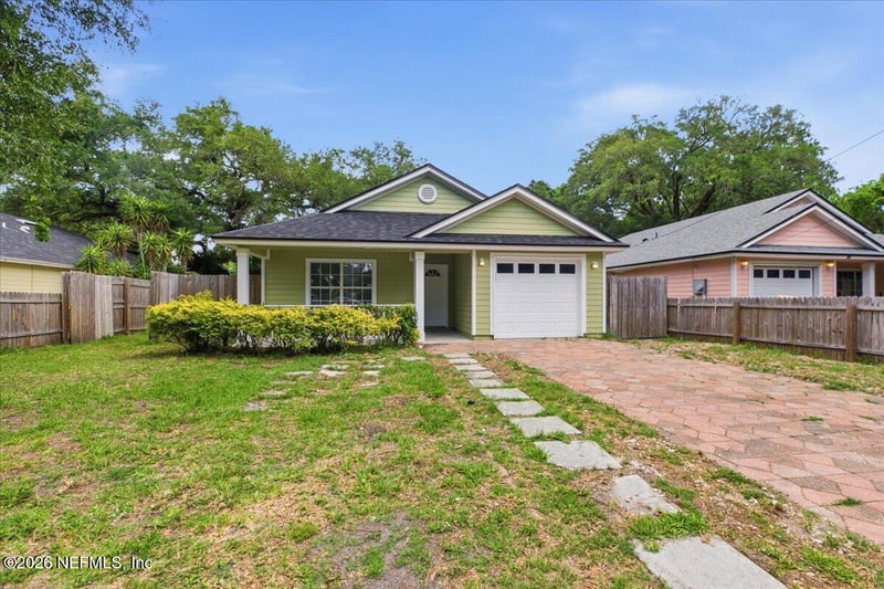 3907 Adirolf Rd, Jacksonville, FL 32207