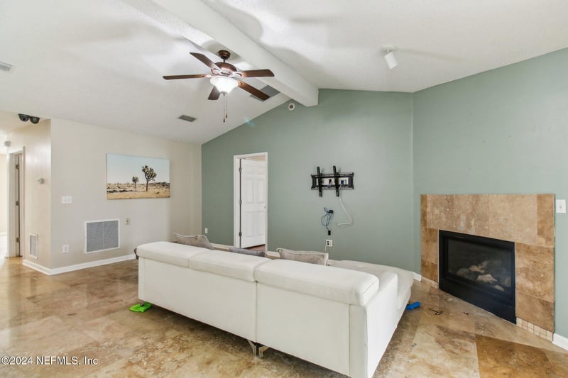 14018 Fish Eagle Dr, Jacksonville, FL 32226