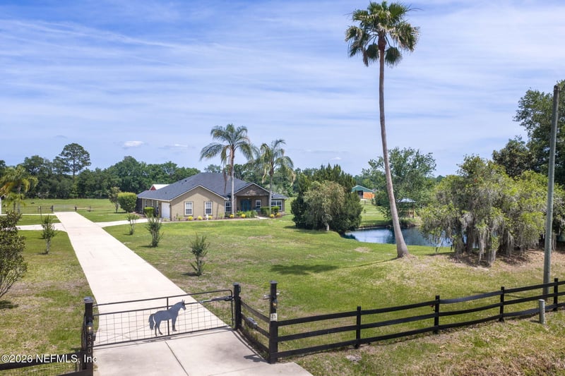 8200 Morrison Rd, Hastings, FL 32145