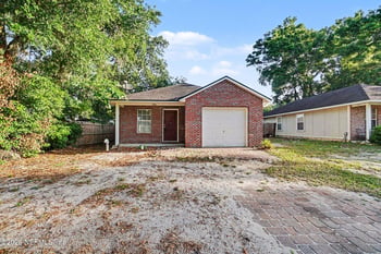 8205 Berry Ave, Jacksonville, FL 32211