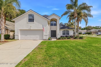 811 Hickory Knolls Dr, Green Cove Springs, FL 32043