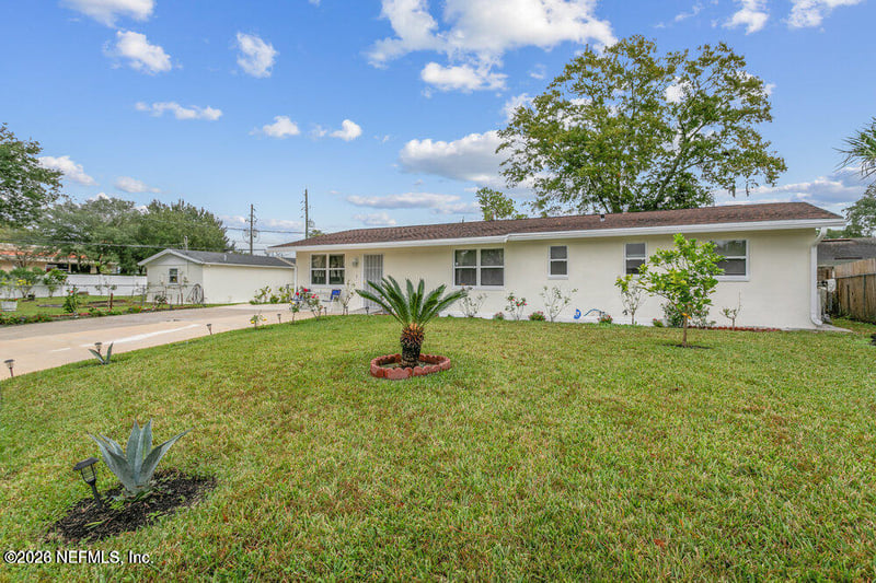 5741 Fargo Ct, Jacksonville, FL 32207