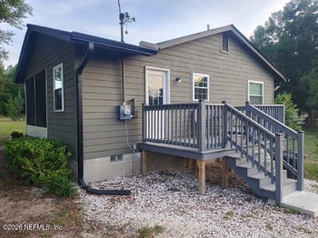 137 Hill St, Hawthorne, FL 32640