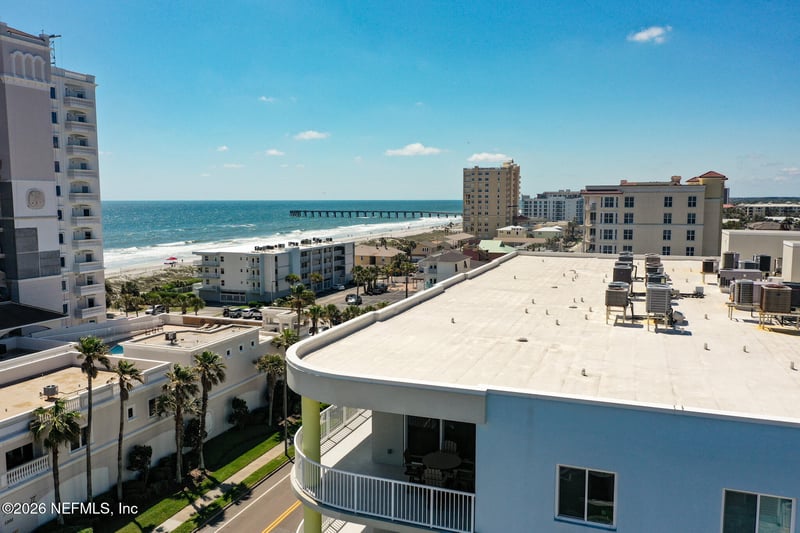 1236 1st St #305, Jacksonville Beach, FL 32250