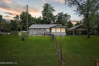 2189 Thorp Rd, Green Cove Springs, FL 32043