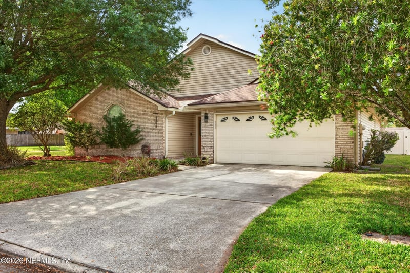 4398 Carriage Crossing Dr, Jacksonville, FL 32258