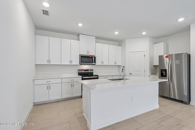 71 Ararat Dr, Palm Coast, FL 32137