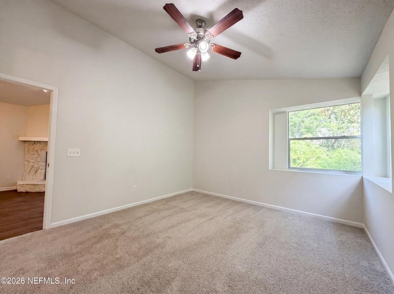 2512 Townsquare Dr, Jacksonville, FL 32216