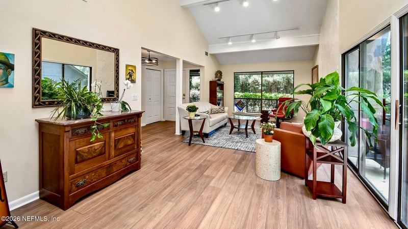 2946 Old Orchard, Jacksonville, FL 32257