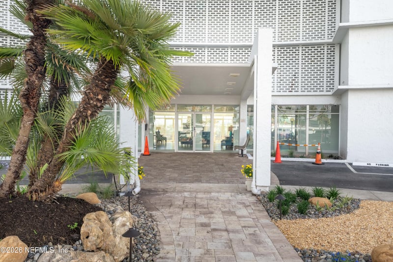 1601 Ocean Dr #203, Jacksonville Beach, FL 32250