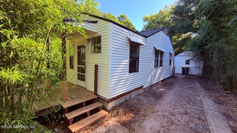 2737 Lake Shore Blvd, Jacksonville, FL 32210