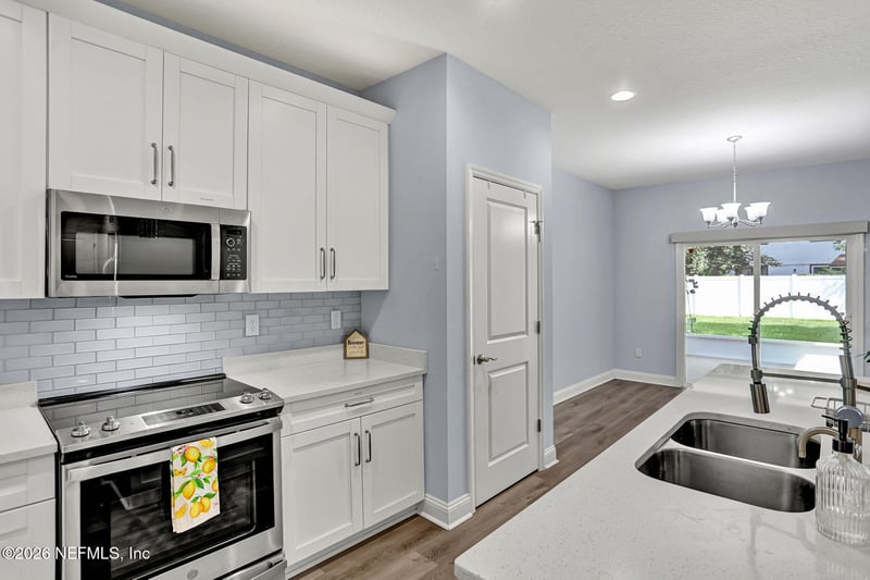 4179 Burning Tree Ln, Jacksonville, FL 32223