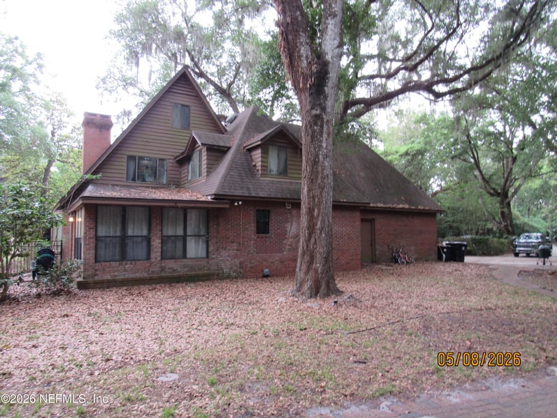 237 Adams Ln, Fleming Island, FL 32003