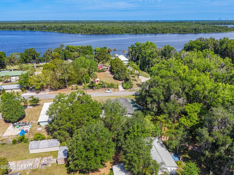 139 Dunn Ave, San Mateo, FL 32187