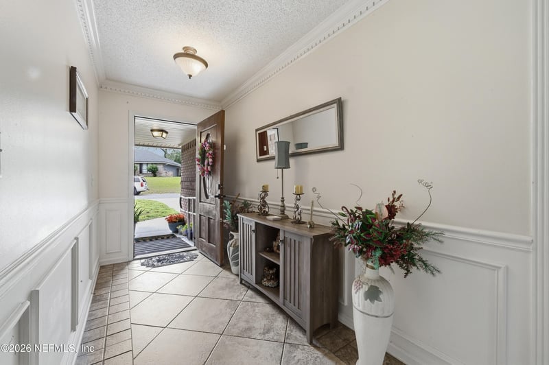 2428 Stonebridge Dr, Orange Park, FL 32065