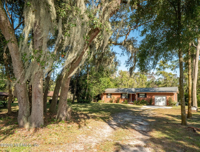 5911 Hyde Park Cir, Jacksonville, FL 32210