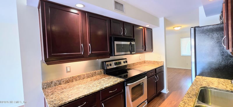 5375 Ortega Farms Blvd #1008, Jacksonville, FL 32210