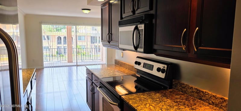 5375 Ortega Farms Blvd #1008, Jacksonville, FL 32210