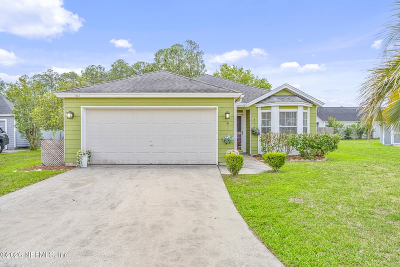 3013 Wavering Ln, Middleburg, FL 32068