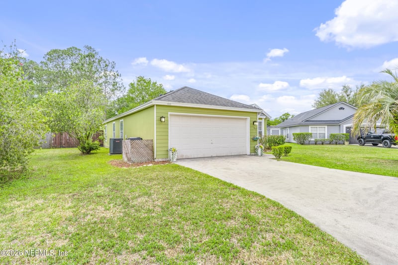 3013 Wavering Ln, Middleburg, FL 32068