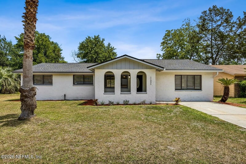 11055 Bacall Rd, Jacksonville, FL 32218