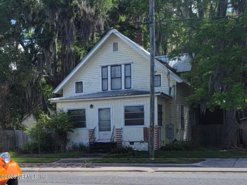 216 Summit St, Crescent City, FL 32112