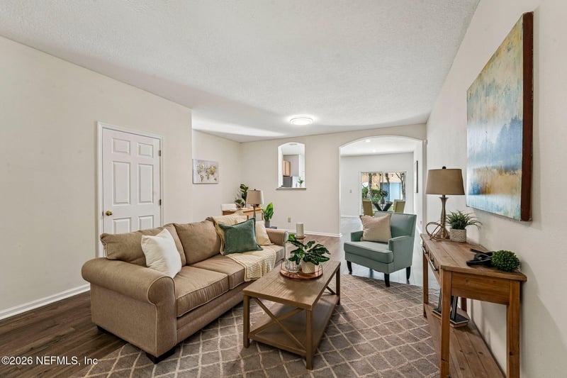 6865 Misty View Dr, Jacksonville, FL 32210
