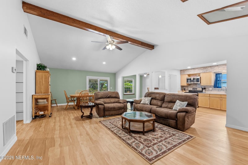 615 Hickory Dr, Fleming Island, FL 32003
