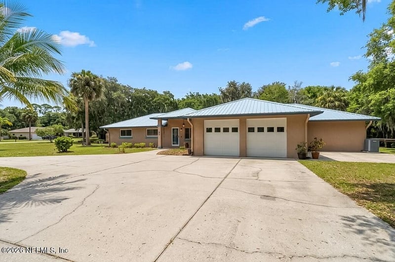 101 Riverview Dr, East Palatka, FL 32131