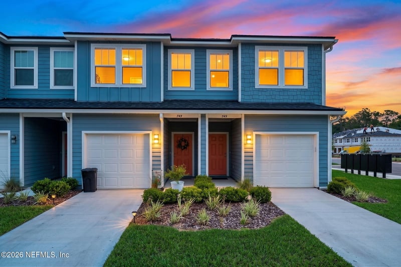 745 Sailor Grove Ln, Jacksonville, FL 32221