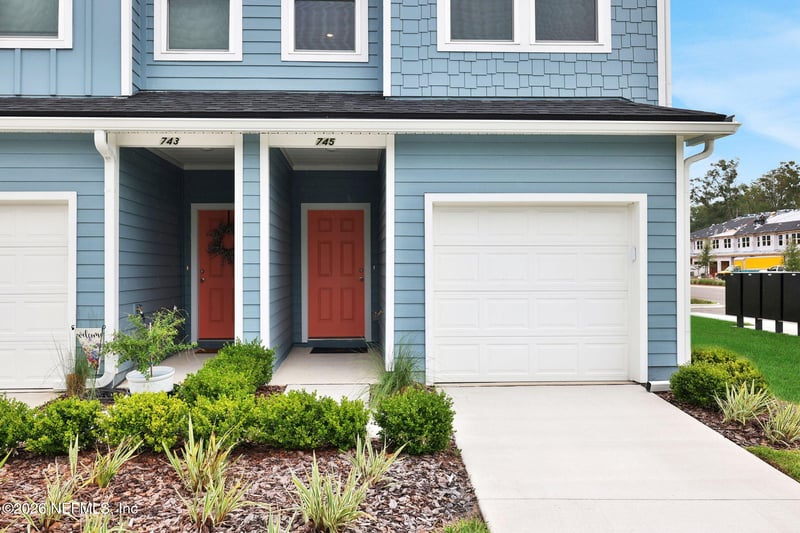 745 Sailor Grove Ln, Jacksonville, FL 32221