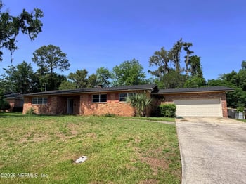 1806 Memory Ln, Jacksonville, FL 32210