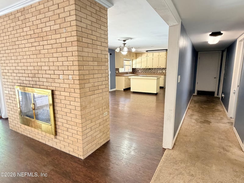 1806 Memory Ln, Jacksonville, FL 32210