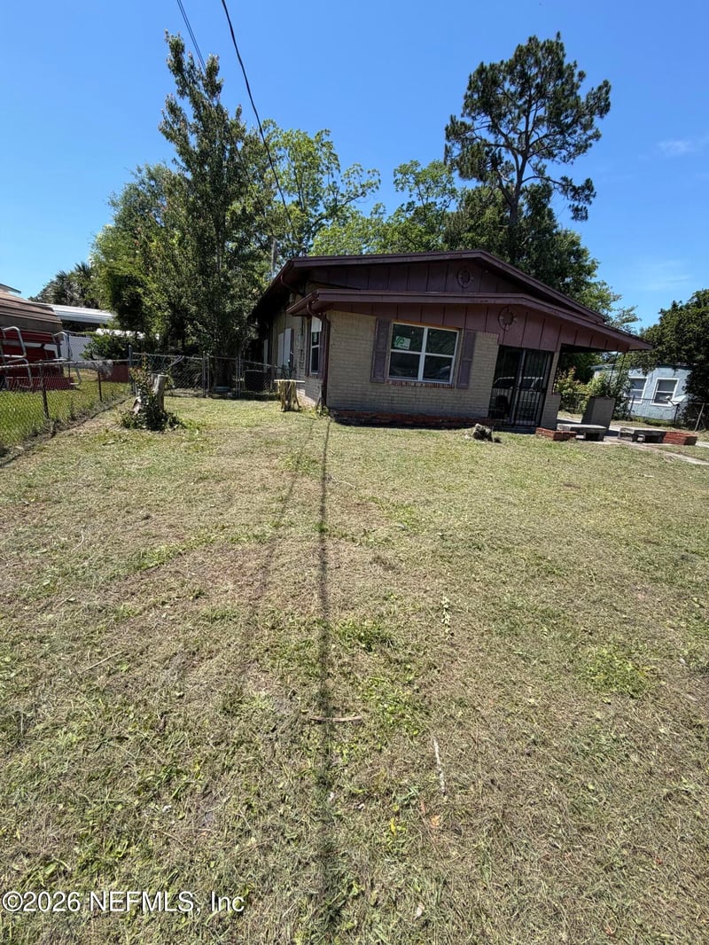 5720 Carnation Rd, Jacksonville, FL 32209