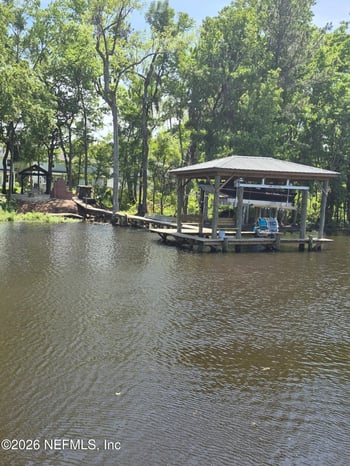 6093 Hyde Park Cir, Jacksonville, FL 32210