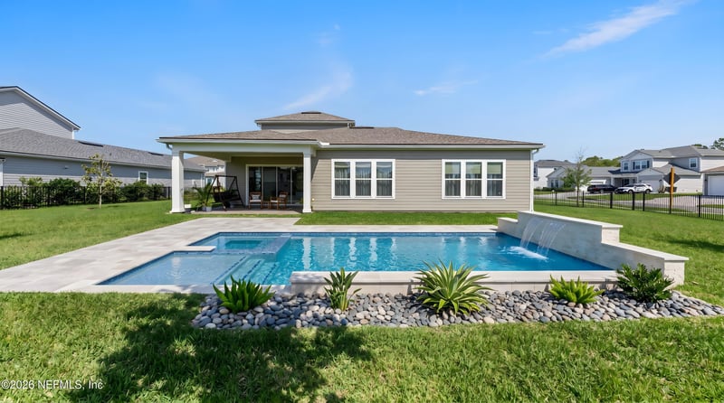 29 Tradesman Ln, St Johns, FL 32259
